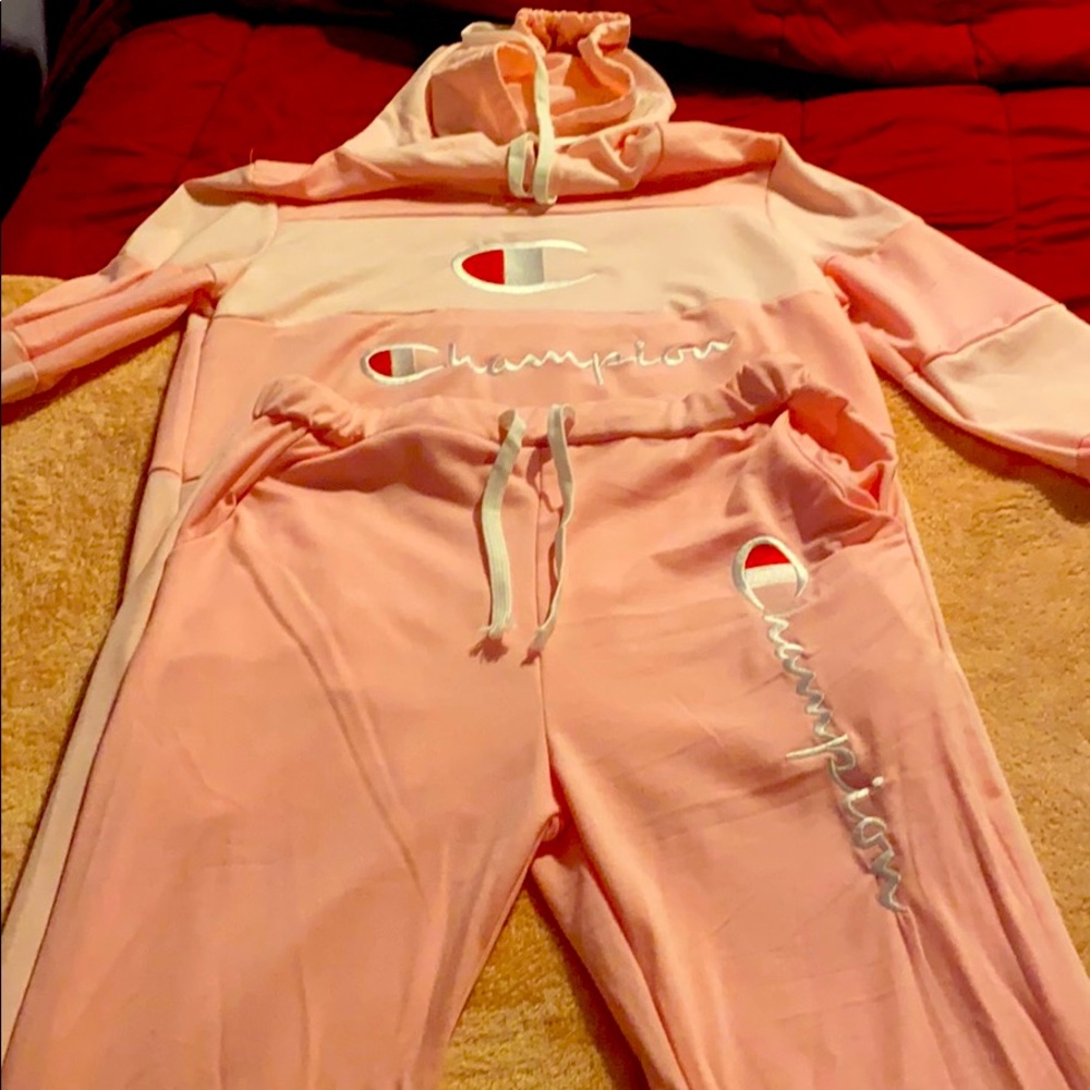 A long sleeve/pants champion jogging suit!